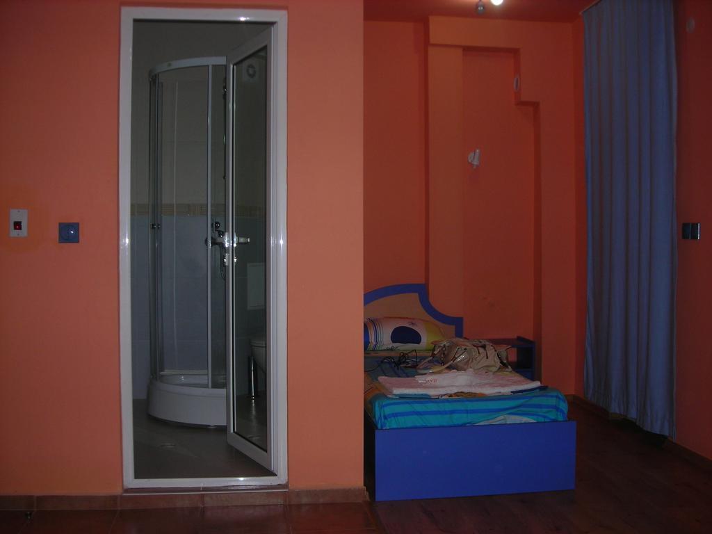 Dara Hotel Primorsko Eksteriør bilde